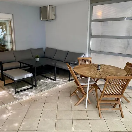 Dalmatino Apartment Baska Voda